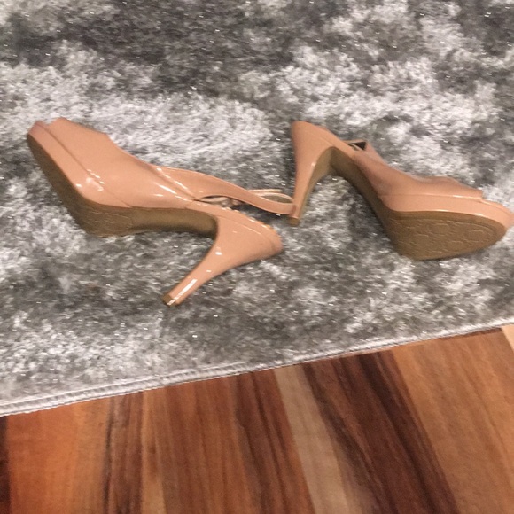 Nude sling back peep toe high heels size 6 - Picture 2 of 2
